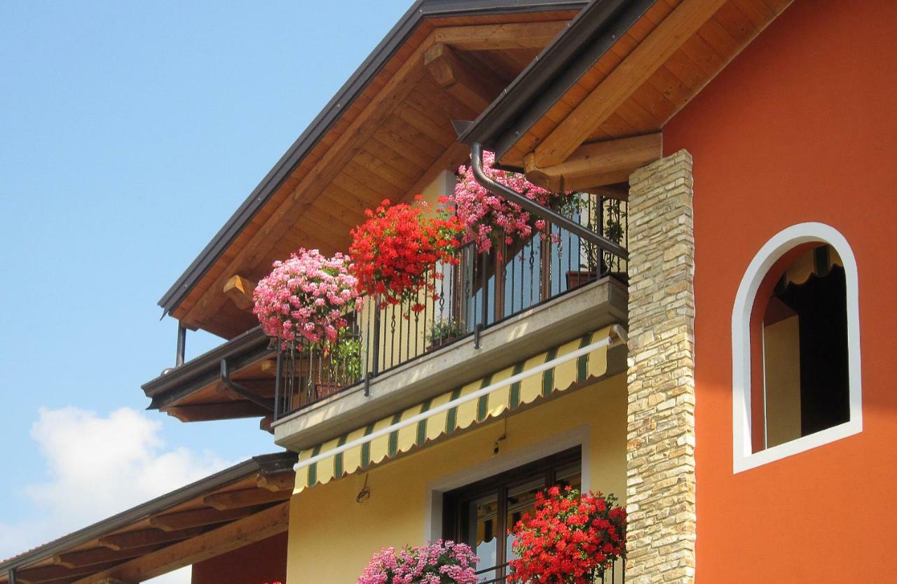B&B Doria Valle Maira Roccabruna Exterior foto
